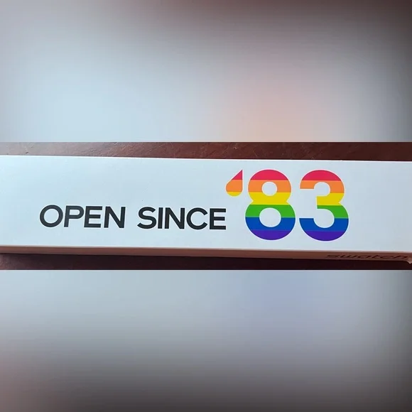 Watch - Picture 1 of 2